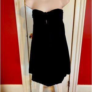 BetseyJohnson black sleeveless sexy dress size 6